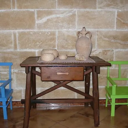 فندق مبيت وإفطار Santunicola B&B 3*